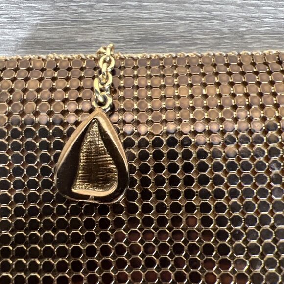 Vintage Whiting & Davis Copper Mesh Zipper Clutch Makeup or Travel Pouch Glam - Picture 2 of 10